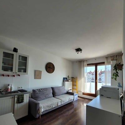 Alquiler de un acogedor apartamento de 2 habitaciones, 35 m², Ołbin, Breslavia, Polonia
